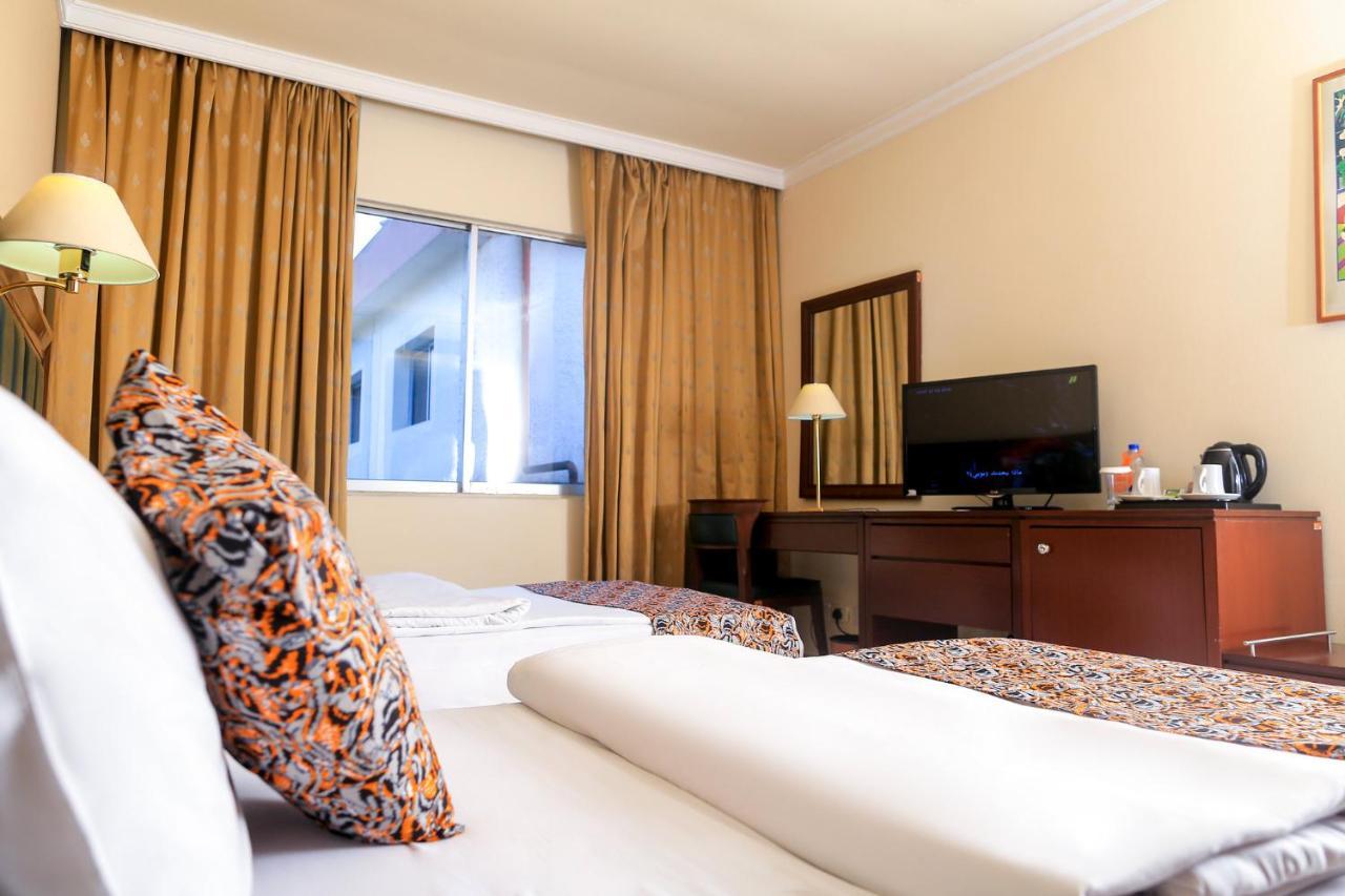 Transcorp Hotels Калабар Екстер'єр фото