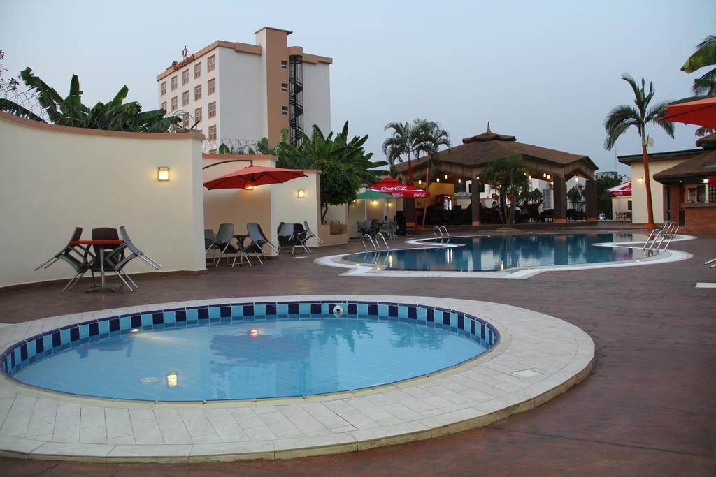 Transcorp Hotels Калабар Екстер'єр фото